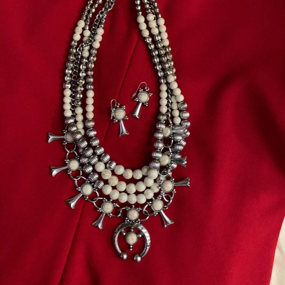 Necklace and Earrings set